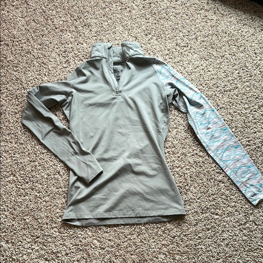 Nike Gray Long Sleeve Top with Patterned Sleeve